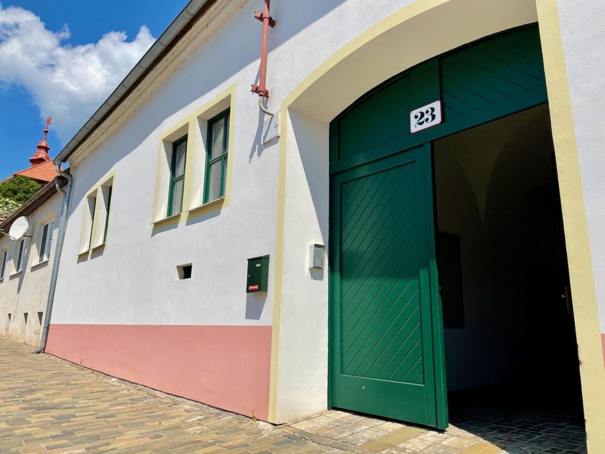 Bezauberndes Gaestehaus In Šatov Eksteriør bilde